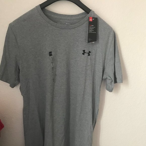 Under Armour Other - NWT Under Armour M T shirt, men